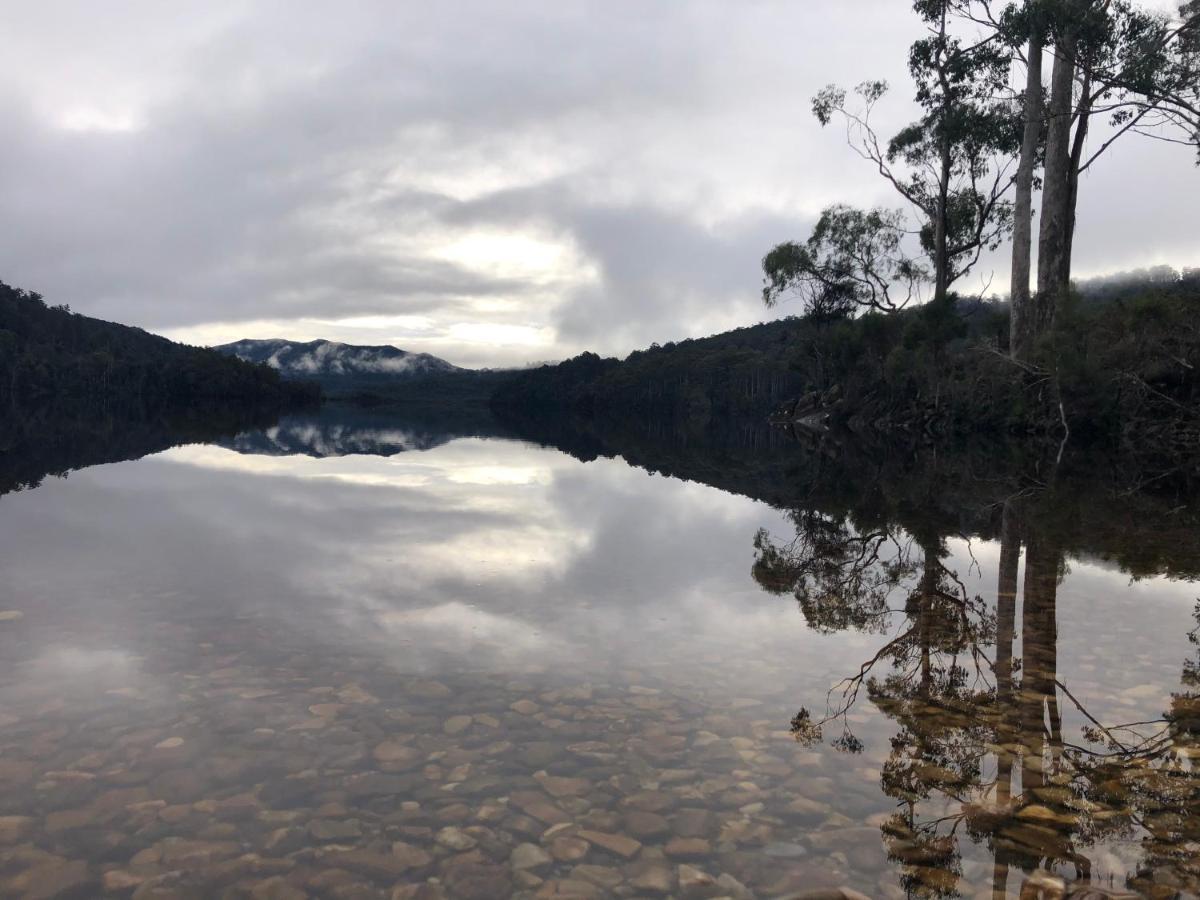 Tullah Lakeside Lodge Bagian luar foto