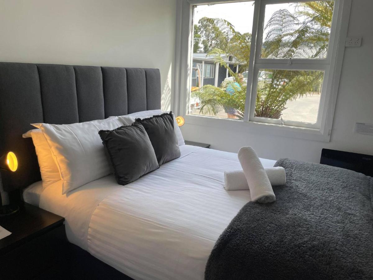Tullah Lakeside Lodge Bagian luar foto