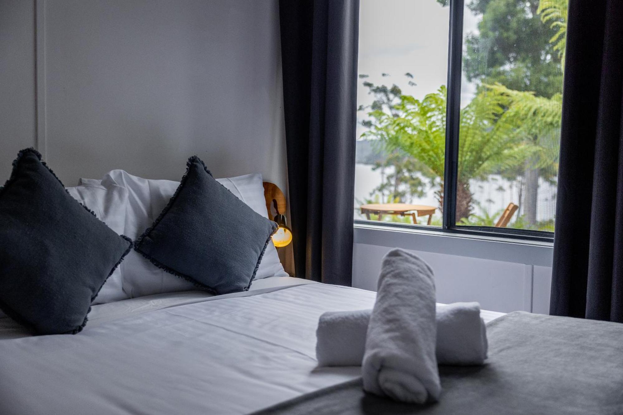 Tullah Lakeside Lodge Bagian luar foto